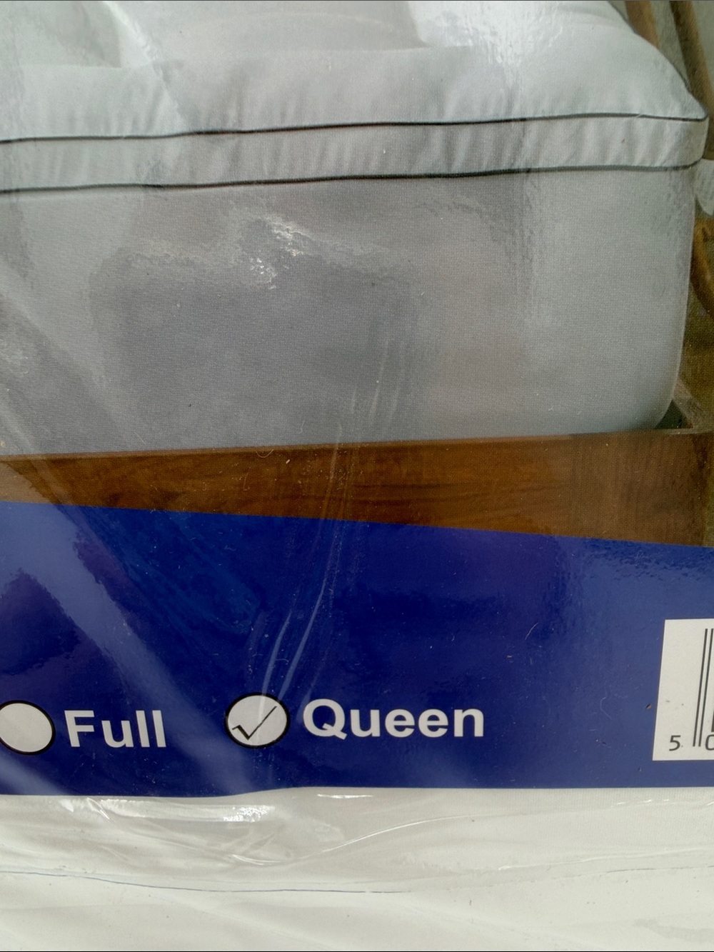 Ultra Soft Microfiber White Mattress Topper - Plush Pillow Top - Queen - Picture 4 of 5